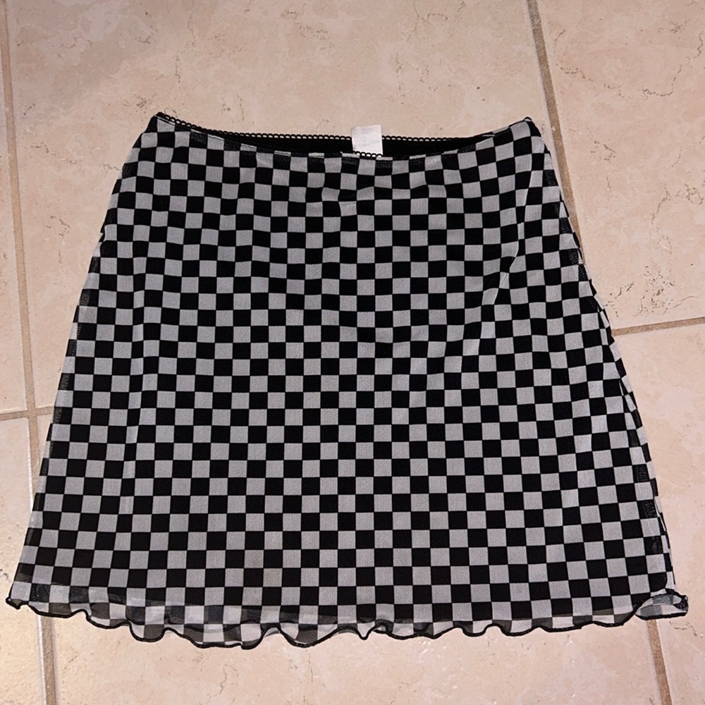 CUTE SKIRT